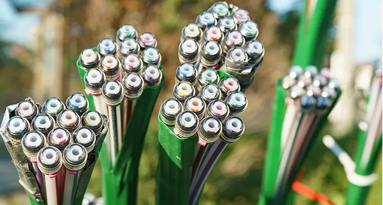 Fibre optique : une aide jusqu'à 1200 € pour raccorder votre logement
